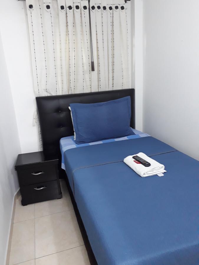 Aparta Hotel Victoria In Bogotá Exteriör bild